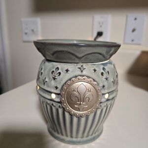 Scentsy Charlemagne Warmer - Full Sized - Retired